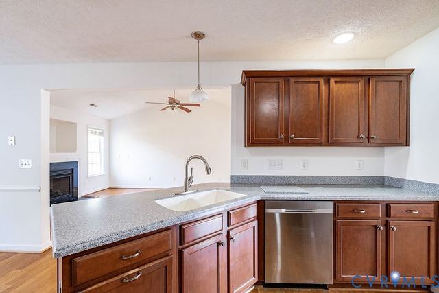 206 N Marion Ave, Hopewell, VA 23860