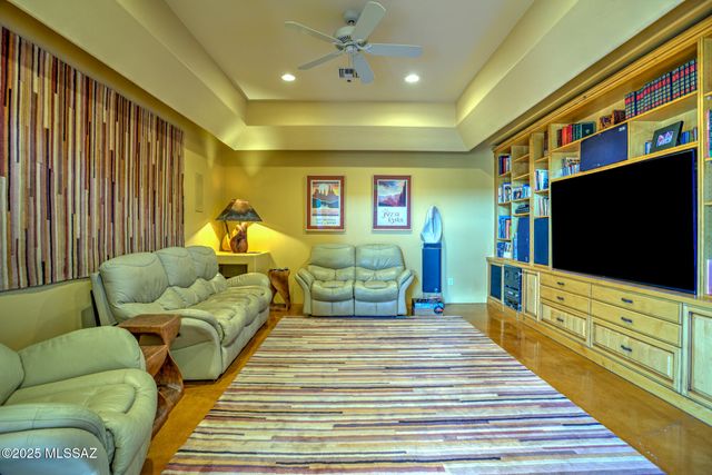 12772 N Sorrel Stallion Place, Marana, AZ 85658