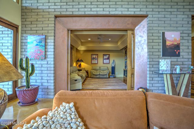 12772 N Sorrel Stallion Place, Marana, AZ 85658