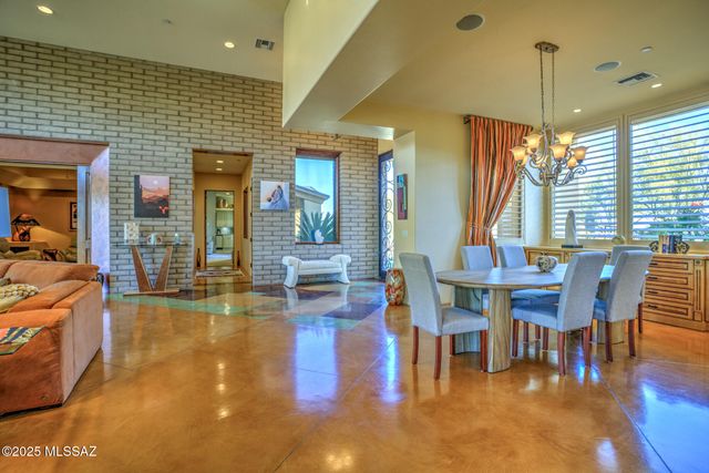 12772 N Sorrel Stallion Place, Marana, AZ 85658