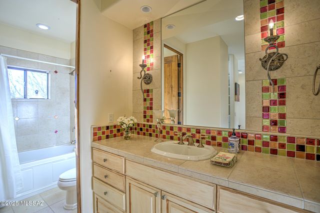 12772 N Sorrel Stallion Place, Marana, AZ 85658