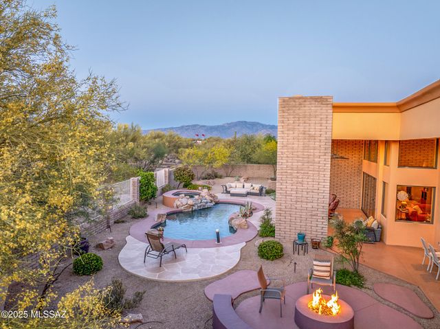 12772 N Sorrel Stallion Place, Marana, AZ 85658