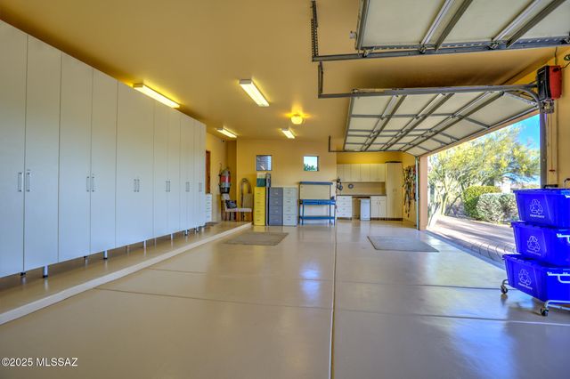 12772 N Sorrel Stallion Place, Marana, AZ 85658