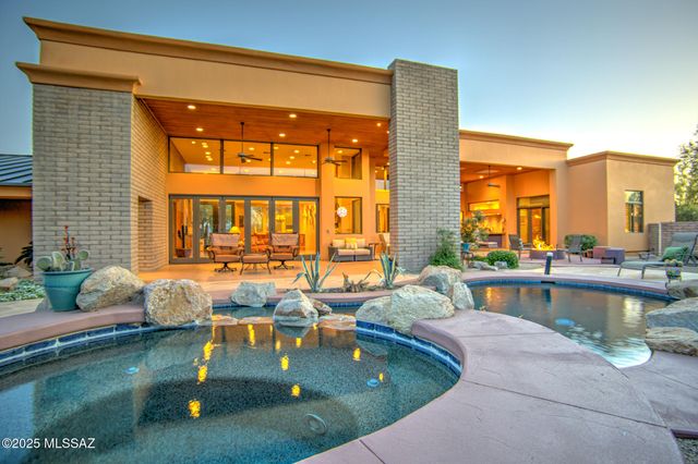 12772 N Sorrel Stallion Place, Marana, AZ 85658