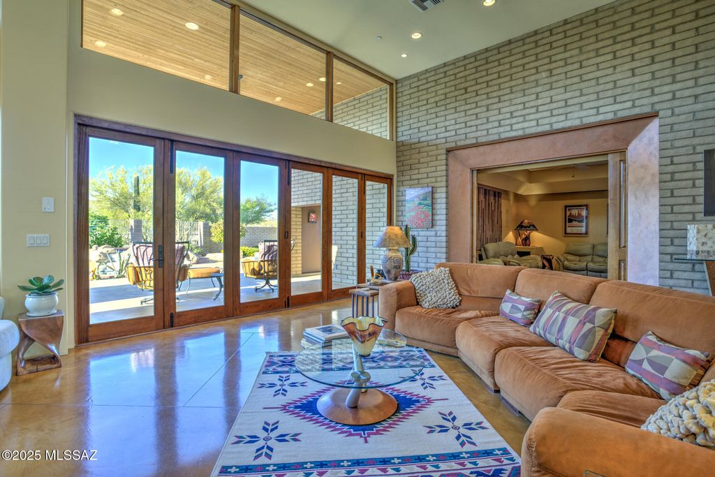 12772 N Sorrel Stallion Place, Marana, AZ 85658