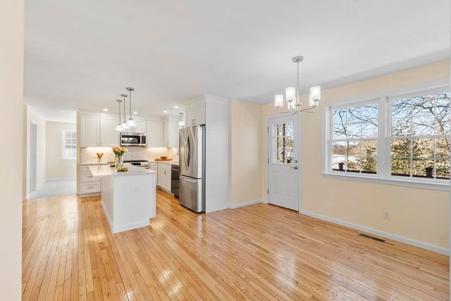 13 Towne Hill Road, Haverhill, MA 01835