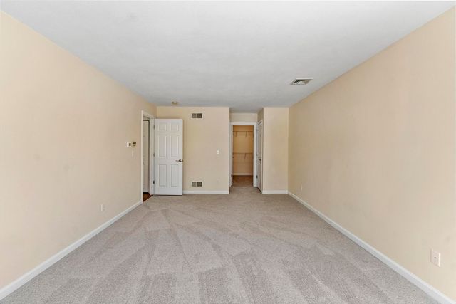 13 Towne Hill Road, Haverhill, MA 01835