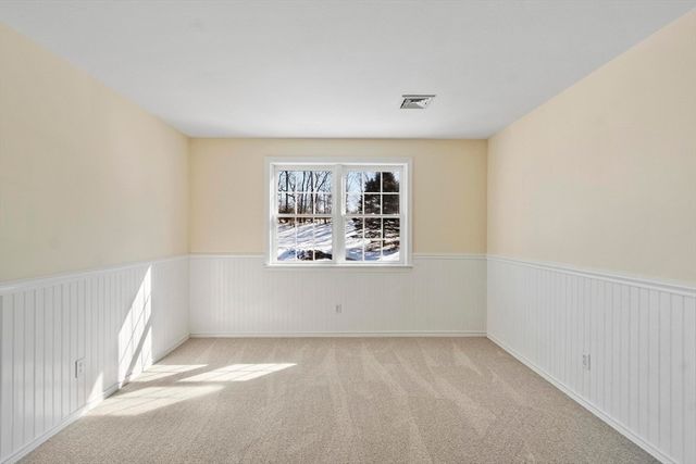 13 Towne Hill Road, Haverhill, MA 01835