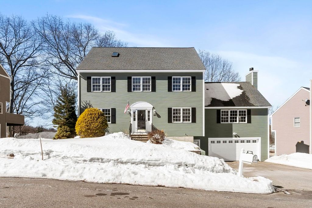 13 Towne Hill Road, Haverhill, MA 01835