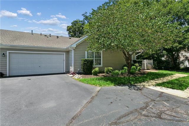 210 Timberline LOOP, Yorktown, VA 23692