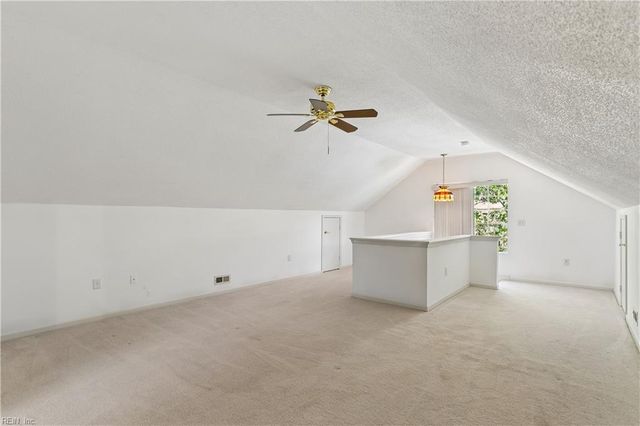 210 Timberline LOOP, Yorktown, VA 23692