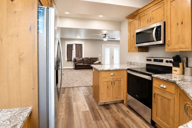 1139 E 200 S, Santaquin, UT 84655