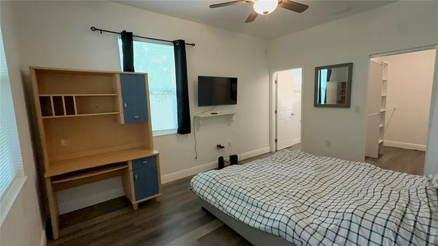 3204 E MOHAWK AVENUE, Tampa, FL 33610