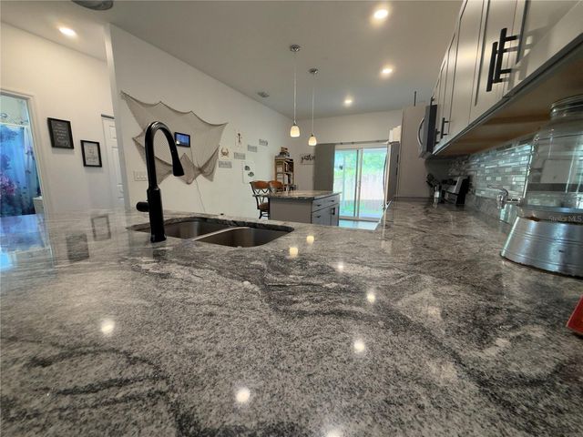 3204 E MOHAWK AVENUE, Tampa, FL 33610