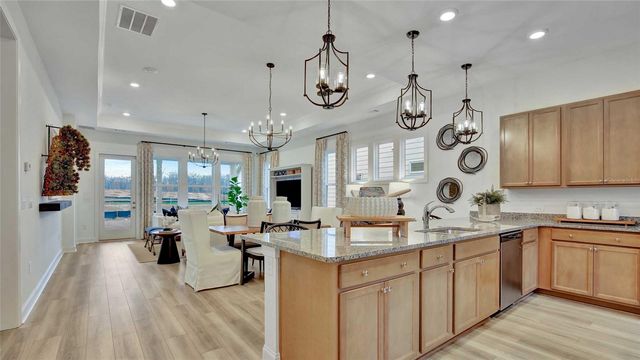 1102 LILIANA DRIVE, Deland, FL 32724