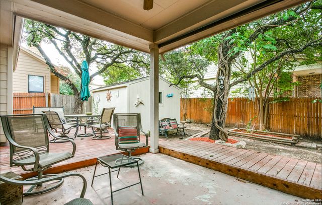 5502 Waldon Walk, San Antonio, TX 78261