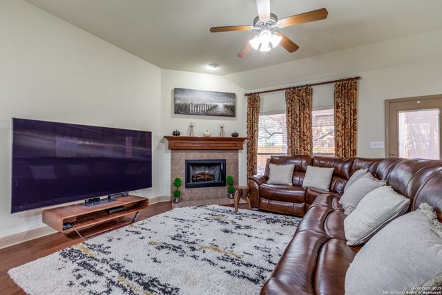 5502 Waldon Walk, San Antonio, TX 78261