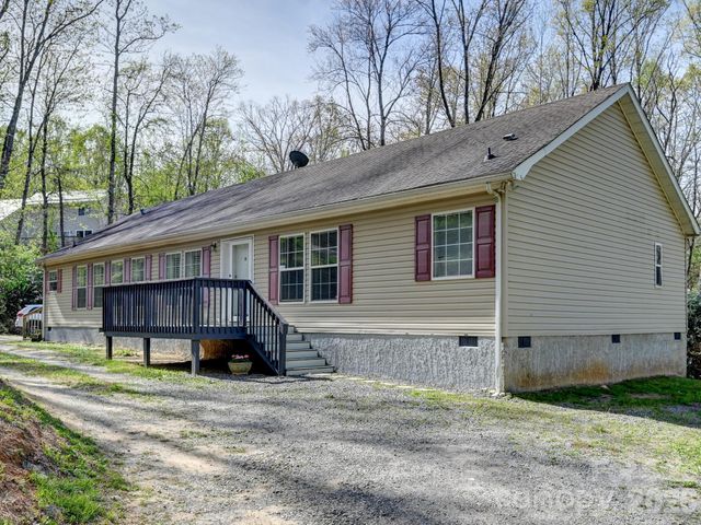 119 Laurel Haven Road, Fairview, NC 28730