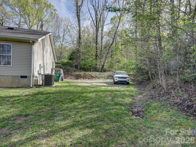 119 Laurel Haven Road, Fairview, NC 28730