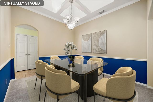 170 W Drifting Shadows Circle, Conroe, TX 77385