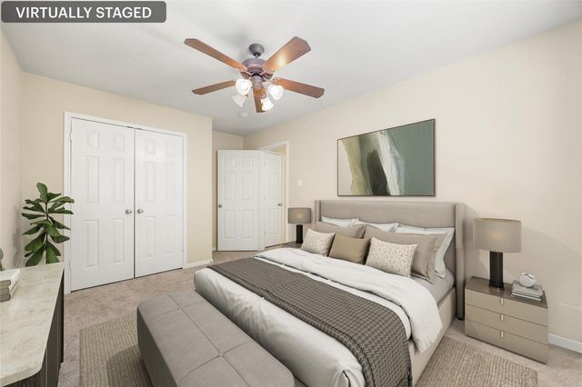 170 W Drifting Shadows Circle, Conroe, TX 77385