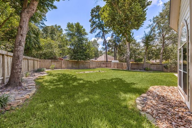 170 W Drifting Shadows Circle, Conroe, TX 77385
