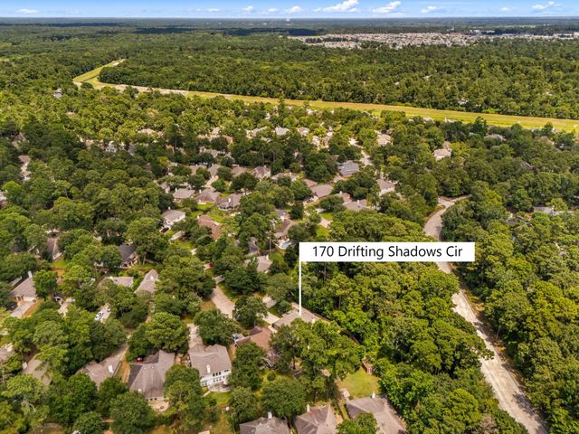 170 W Drifting Shadows Circle, Conroe, TX 77385