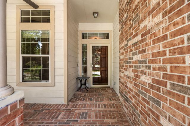 170 W Drifting Shadows Circle, Conroe, TX 77385