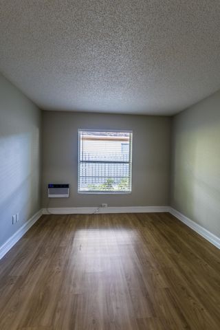 417 N E Street 36, Lake Worth Beach, FL 33460