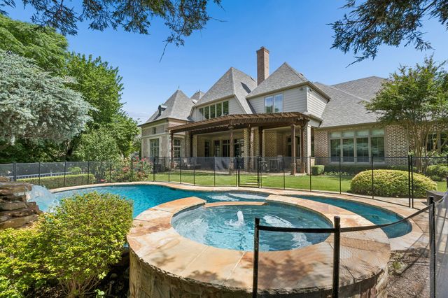 45 Kennington Court, Dallas, TX 75248