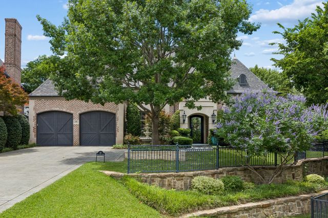 45 Kennington Court, Dallas, TX 75248