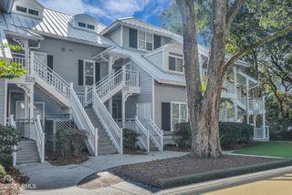 19 Wimbledon Ct Unit 203, Hilton Head Island, SC 29928