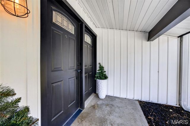 12555 Pepperwood Drive, St Louis, MO 63146