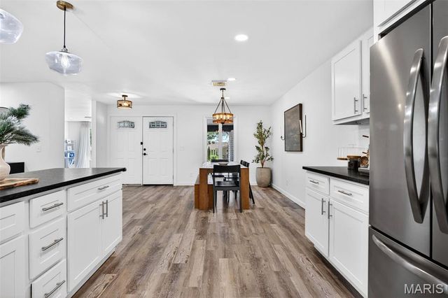 12555 Pepperwood Drive, St Louis, MO 63146
