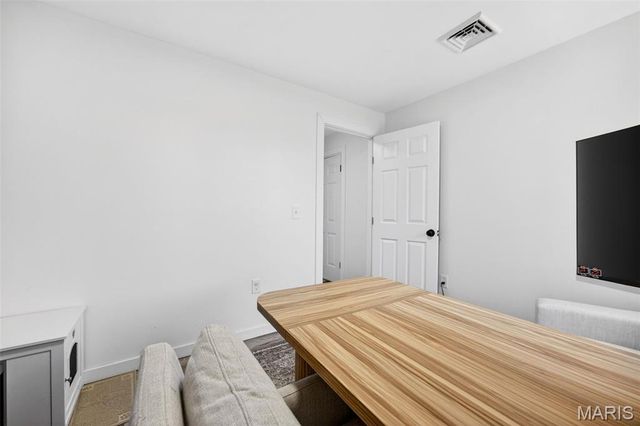 12555 Pepperwood Drive, St Louis, MO 63146