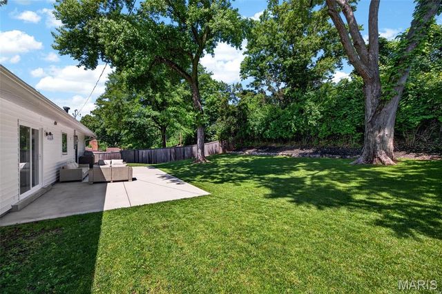 12555 Pepperwood Drive, St Louis, MO 63146