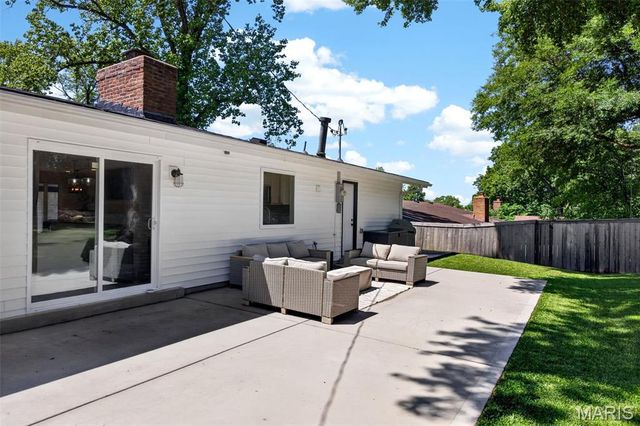 12555 Pepperwood Drive, St Louis, MO 63146