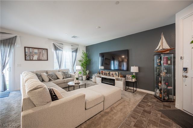 7228 North Decatur Boulevard 4, Las Vegas, NV 89131
