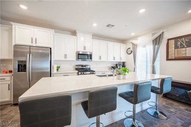 7228 North Decatur Boulevard 4, Las Vegas, NV 89131