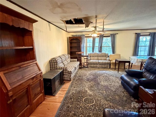 2925 Sparrow Springs Road, Gastonia, NC 28052