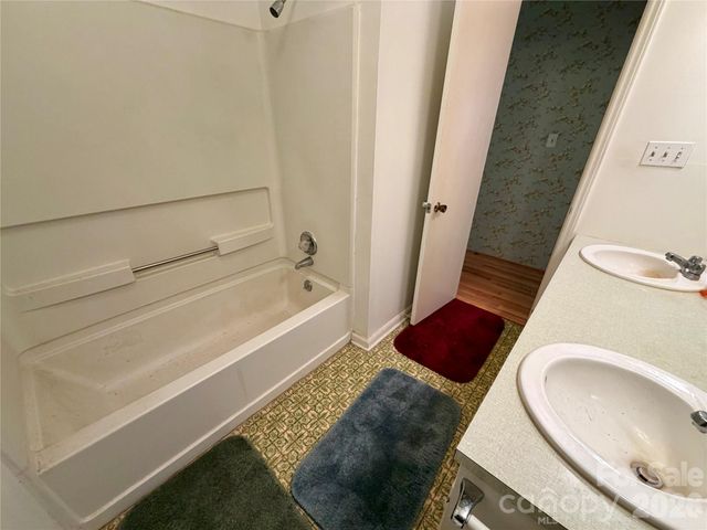 2925 Sparrow Springs Road, Gastonia, NC 28052