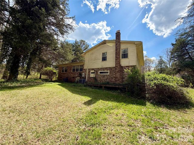 2925 Sparrow Springs Road, Gastonia, NC 28052