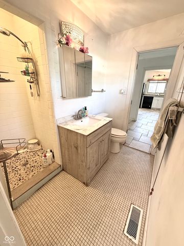 6496 N Parker Avenue, Indianapolis, IN 46220