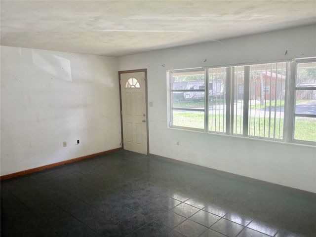 2033 VOLTAIRE STREET, Lakeland, FL 33801