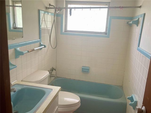 2033 VOLTAIRE STREET, Lakeland, FL 33801