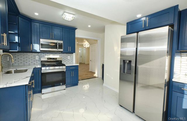 24120 83 Avenue, Bellerose, NY 11426