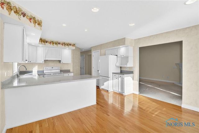 26336 E Wexford Drive, Perrysburg, OH 43551