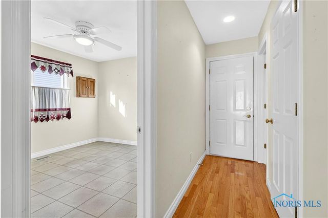 26336 E Wexford Drive, Perrysburg, OH 43551