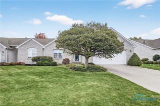 26336 E Wexford Drive, Perrysburg, OH 43551