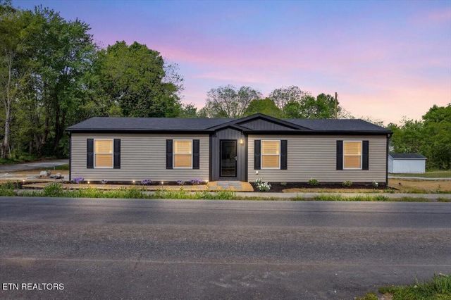 9 Hamilton Ave, Englewood, TN 37329
